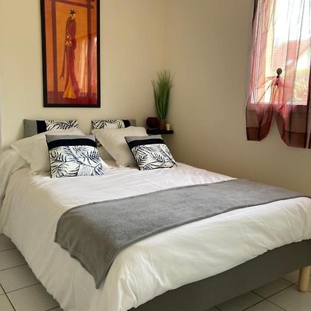 Chambre Is Is-sur-Tille Buitenkant foto