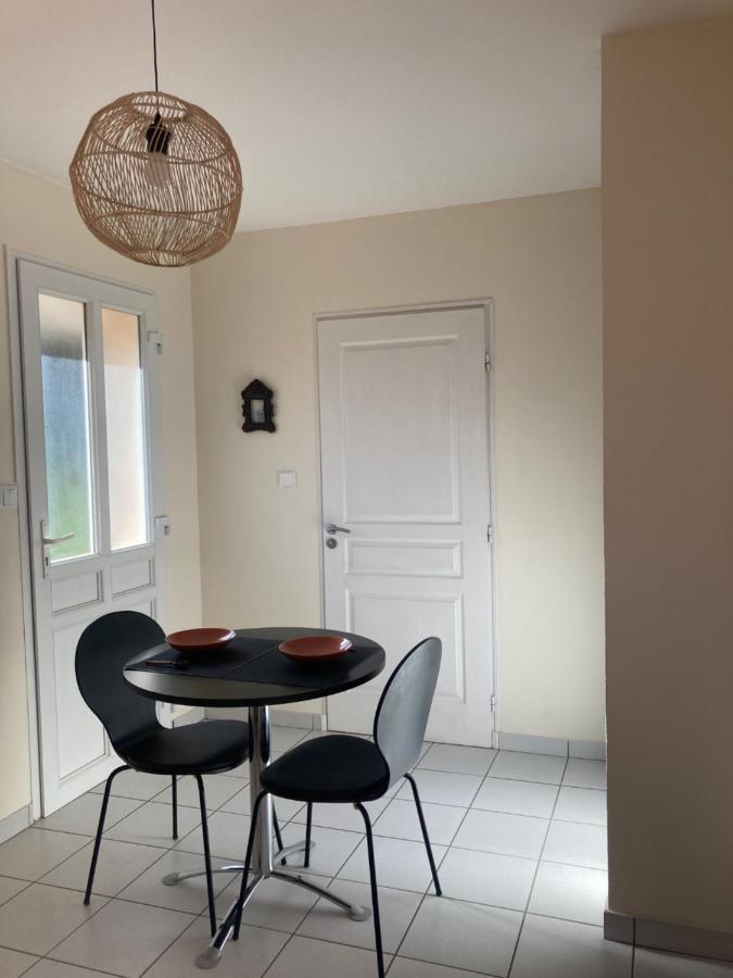 Chambre Is Is-sur-Tille Buitenkant foto
